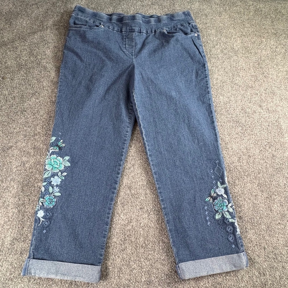Alfred Dunner Blue Embroidered Ankle Jeans